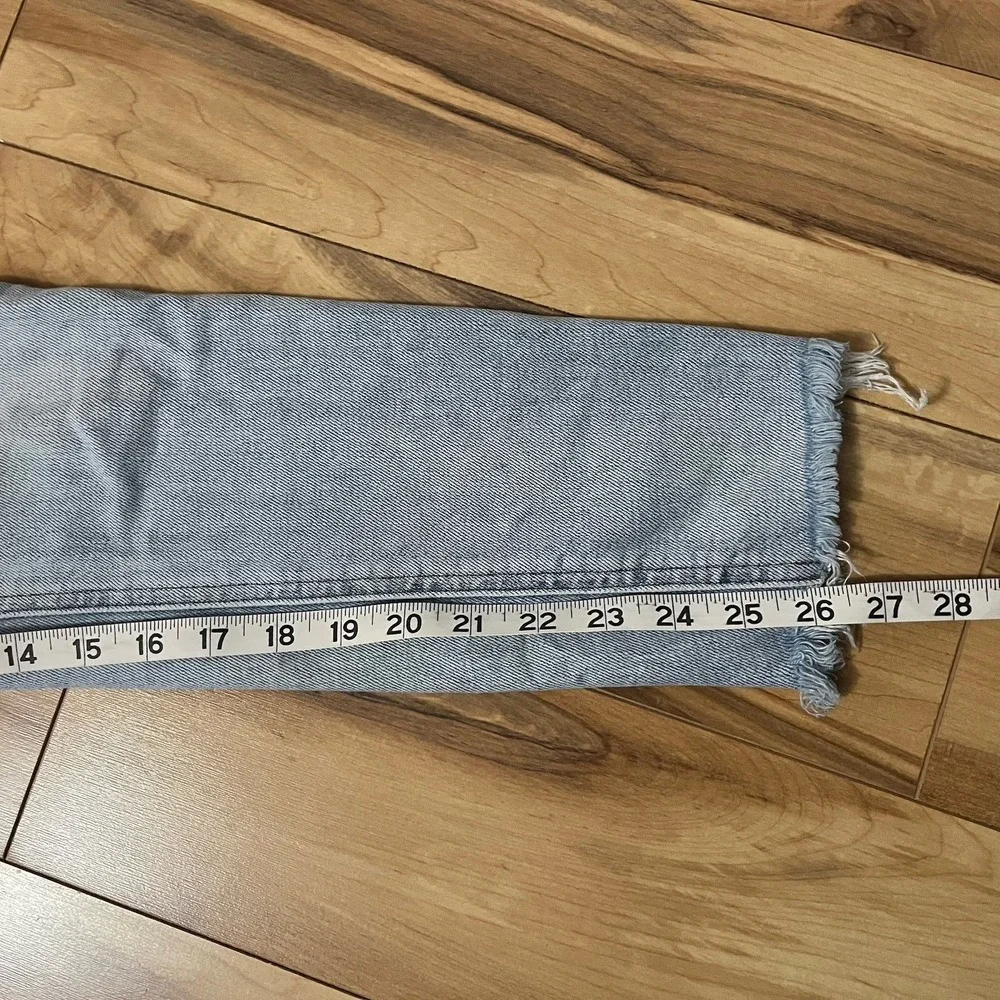 ARITZIA Denim Forum The Yoko High Rise Slim Straight Jeans Women's 25 Light Wash